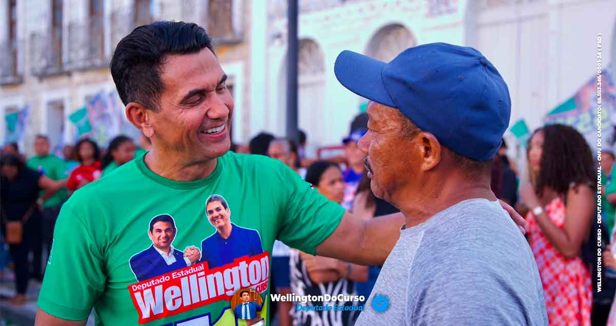 Deputado Wellington dá largada para reeleição ao lado do povo em caminhada na Rua Grande — Wellington do Curso